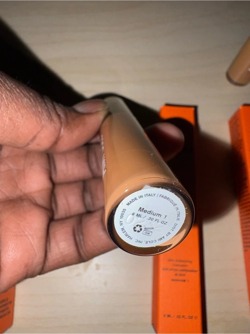 AMI COLÉ Rich 2 Warm Brown Skin-Enhancing Concealer